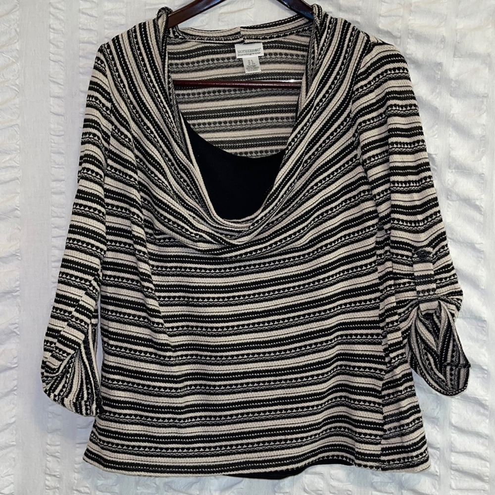 Motherhood Maternity Nursingwear Black and Cream Knit Top